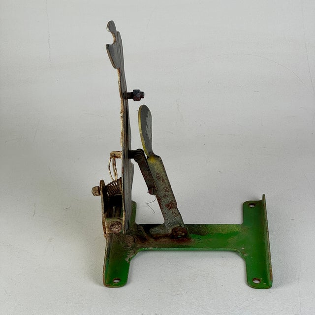 Never Before Seen Carnival Fairground Mechanical Bunny/Rabbit Vintage Metal Shooting Target For Sale - Image 9 of 11