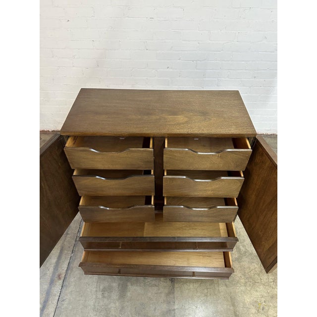 1960s 1960s Highboy Dresser by United Furniture For Sale - Image 5 of 9