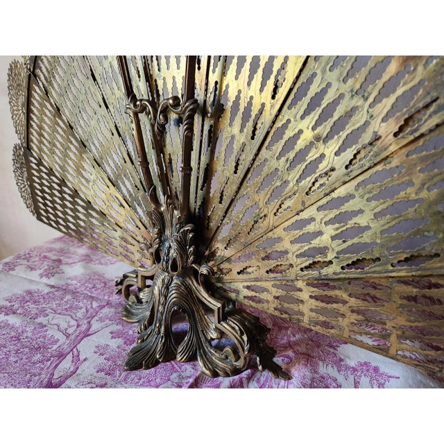 Antique French Brass Peacock Tail Pare-Feu / Fireplace Screen, 1800s For Sale - Image 4 of 11