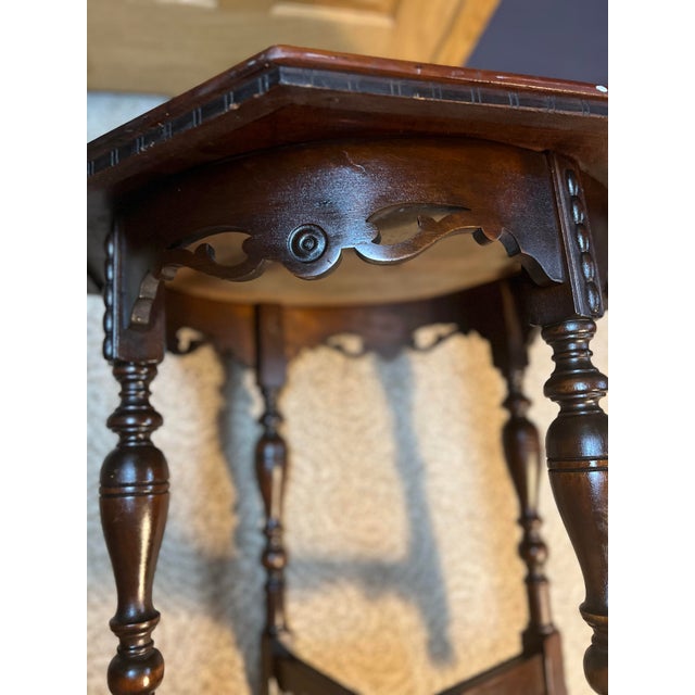 Late 19th Century Antique Victorian Octagonal Mahogany Side/Parlor Table With Carved Apron & Turned Legs, Circa 1890 For Sale - Image 5 of 7