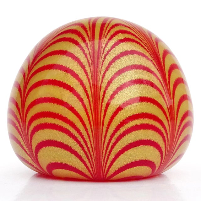 Mid-Century Modern Vintage Murano Venetian Vetro Artistico Red Gold Flecks Pulled Feather Italian Art Glass Paperweight For Sale - Image 3 of 6