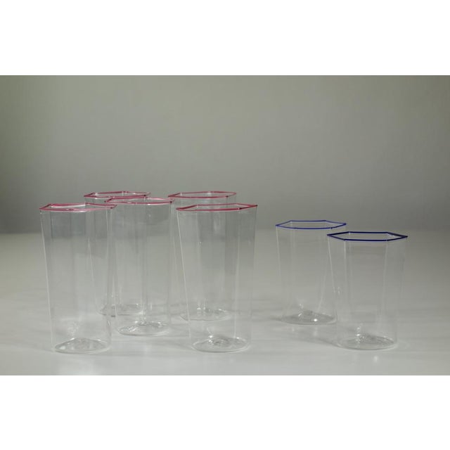 Hexagonal Glasses in Blown Murano Glass Cobalt and Red Rim by Carlo Scarpa, 1950s, Set of 7 For Sale - Image 9 of 11