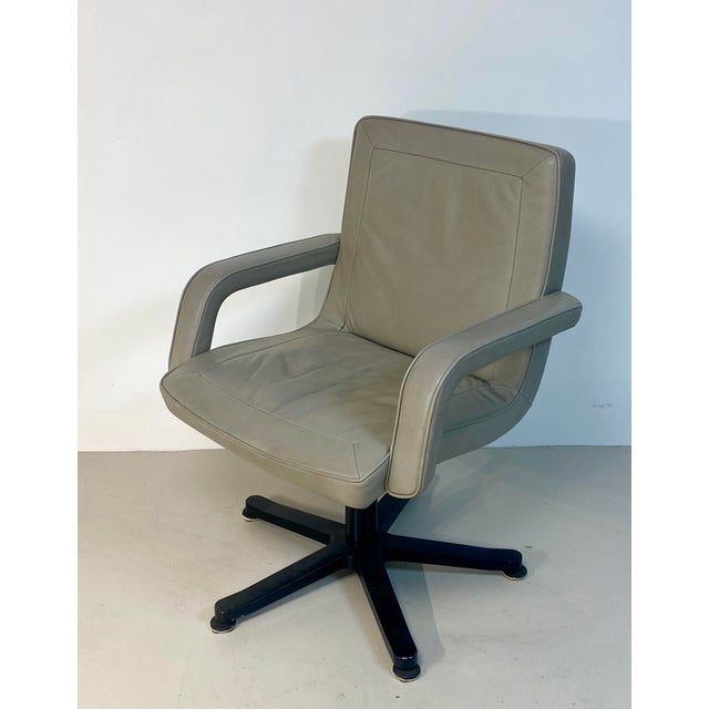 International Visitor Armchair in Leather Grey from Mobilier International For Sale - Image 17 of 17