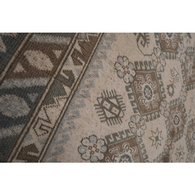 Ecru 1940s Handwoven Oushak Turkish Pastel Large Wool Pile Rug For Sale - Image 8 of 13