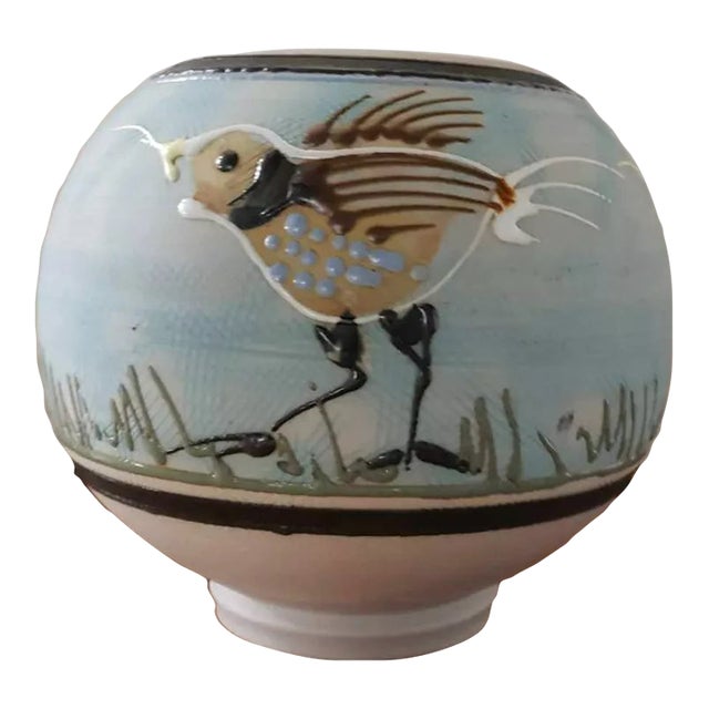 1980s Native American Pottery Vase With Birds Motif For Sale
