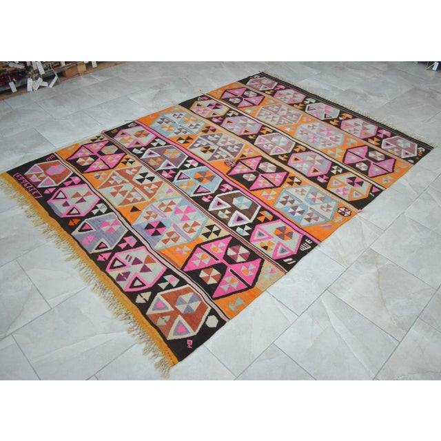 1960s Vintage Handmade Turkish Kilim Rug Hot Pink - 5′10″ X 8′2″ For Sale - Image 6 of 11