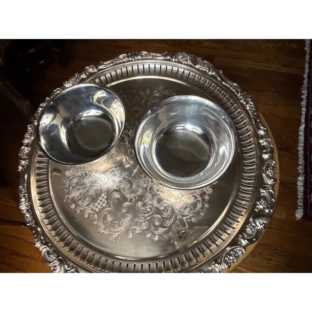 Inspired by the iconic design made famous Oneida Silversmiths and WeberWilcox IS., this they brings timeless American...