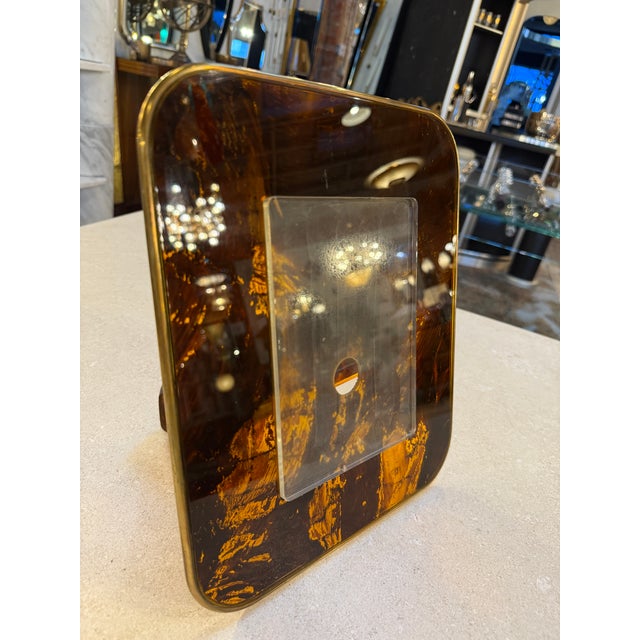Mid-Century Tortoiseshell Lucite and Brass Picture Frame, 1970s For Sale In Los Angeles - Image 6 of 10