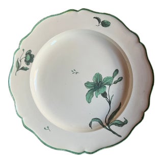 Antique 18th Century Wedgwood Creamware Plate With Botanical Decoration Circa 1770 For Sale