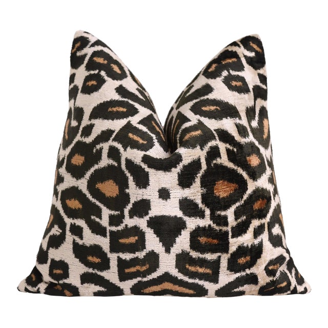 Leopard Pattern Velvet Pillow - 16x16 In For Sale