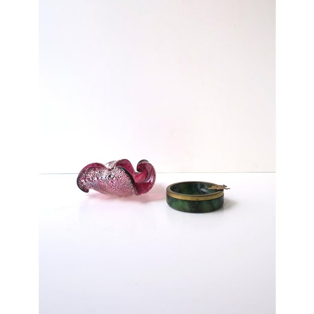 Italian Alabaster Marble and Brass Ashtray or Jewelry Dish, Mid-20th Century For Sale In New York - Image 6 of 10