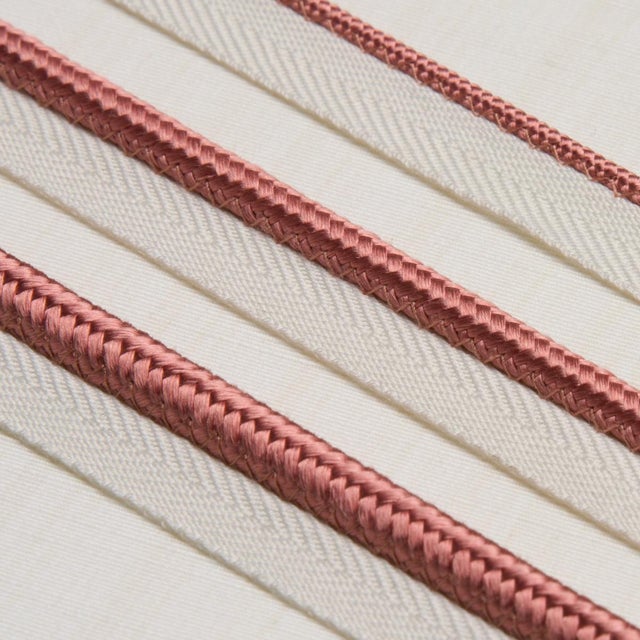 Traditional Schumacher Gustave Silk Lip Cord Narrow Trim In Coral For Sale - Image 3 of 4