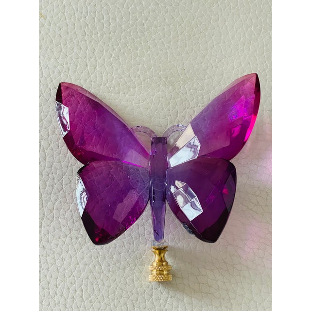 Plastic 1960s Large Acrylic Purple Butterfly Lamp Finial For Sale - Image 7 of 7