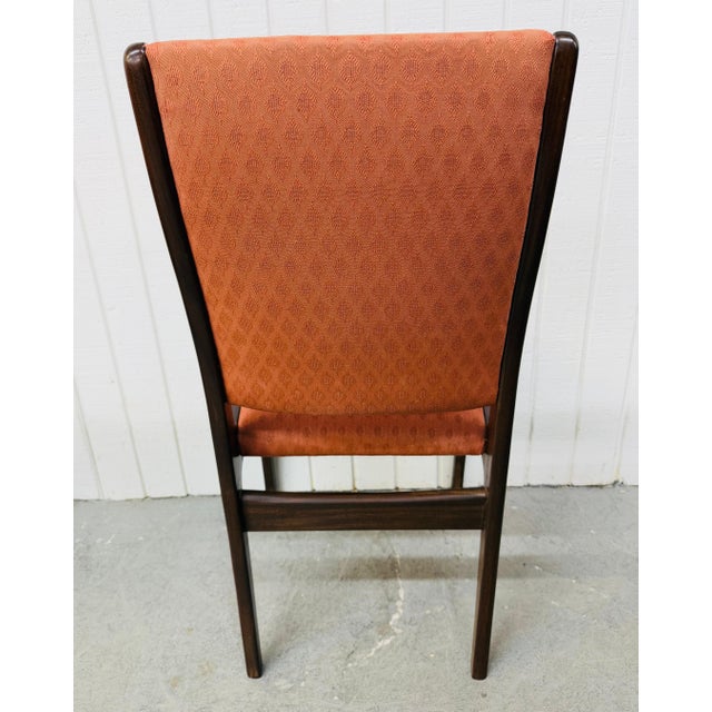 Mid-Century Danish Modern Walnut Dining Chairs - Set of 6 For Sale In Philadelphia - Image 6 of 7