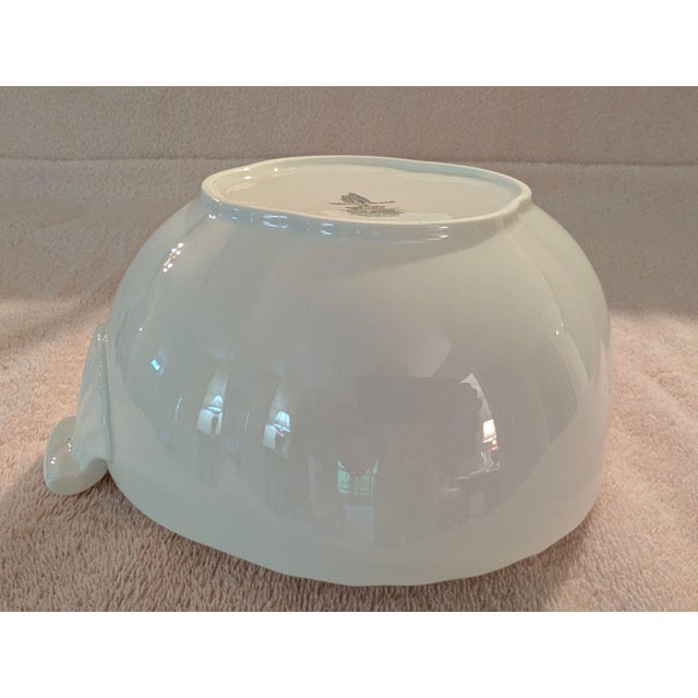 1980s Villeroy & Boch "Arco Weiss" 1.5 Qt Covered Vegetable Dish For Sale - Image 11 of 15