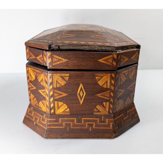 Wood 19th Century American Folk Tramp Art Parquetry Inlaid Jewelry Box For Sale - Image 7 of 13