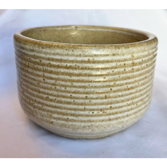 Modern Mid 20th Century Zanesville Pottery Hand Thrown Ribbed Bowl For Sale - Image 3 of 8