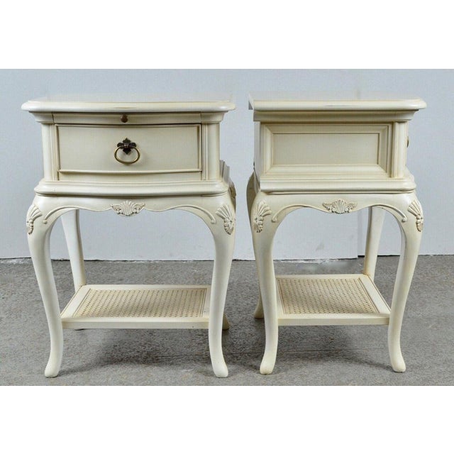 Ivory Single Drawer Nightstands Tables from Willis & Gambier, Set of 2 For Sale - Image 5 of 15