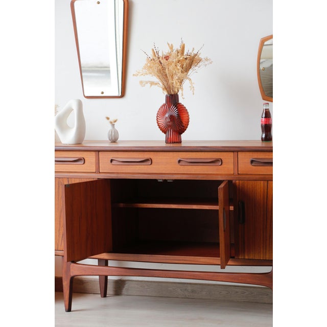 1960s Vintage Teak Fresco Sideboard by Victor Wilkins for G-Plan, 1960s For Sale - Image 5 of 18