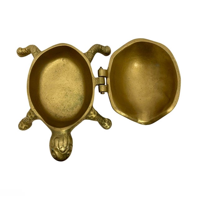 1970s Vintage Gold Tone Metal 8” Turtle Decorative Trinket Box W/Hinged Lid a-17. For Sale - Image 5 of 7