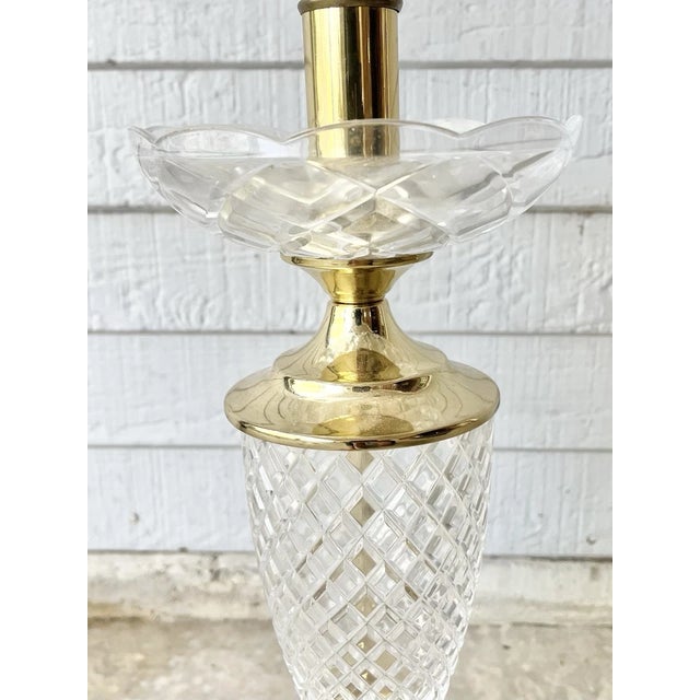 1970s 1970s Empire French-Style Hospitality Cut Crystal & Gold Tone Brass Lamp For Sale - Image 5 of 10
