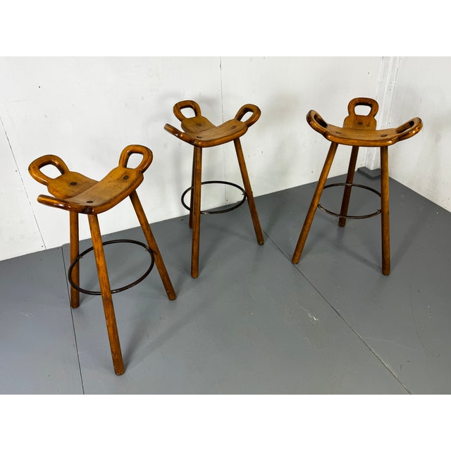 Wood Vintage Brutalist Marbella Bar Stools by Sergio Rodrigues, 1970s, Set of 3 For Sale - Image 7 of 10