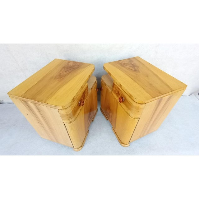 Wood Art Deco Bedside Tables by Jindřich Halabala for Up Závody, 1950s, Set of 2 For Sale - Image 7 of 18