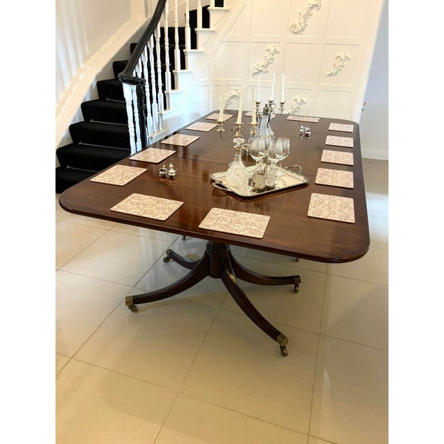 Large Antique Edwardian 18-Seater Dining Table in Figured Mahogany, 1910 For Sale - Image 6 of 18