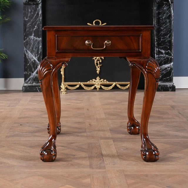 2020s Traditional Mahogany Lamp Table For Sale - Image 5 of 12