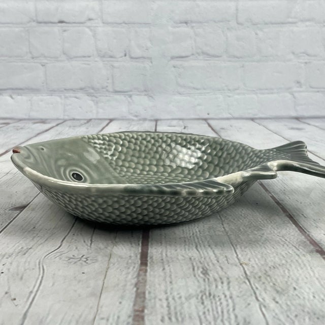 Vintage Mid-Century Modern Ceramic Olfaire Majolica Fish Oceanic Plate For Sale - Image 4 of 6