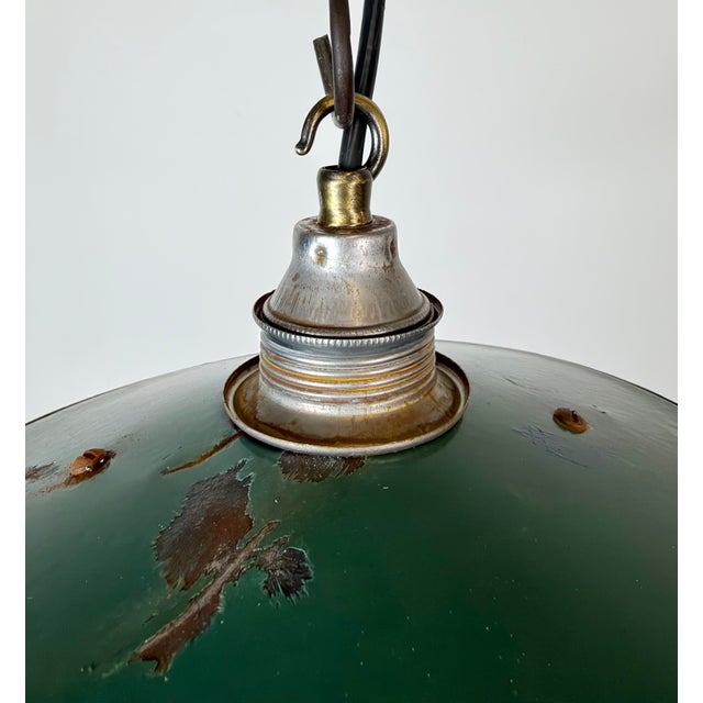 Mid-Century Modern Industrial Green Enamel Light, 1950s For Sale - Image 3 of 18