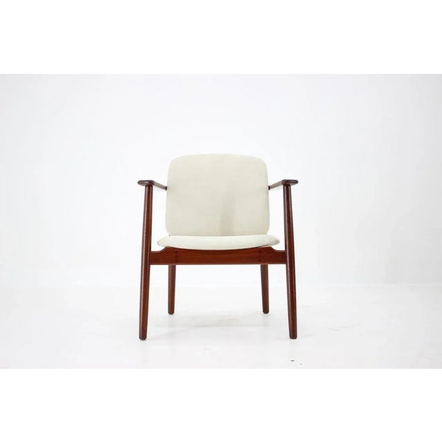 Model 165 Teak Armchair by Børge Mogensen for Søborg Furniture, 1960s For Sale - Image 3 of 11