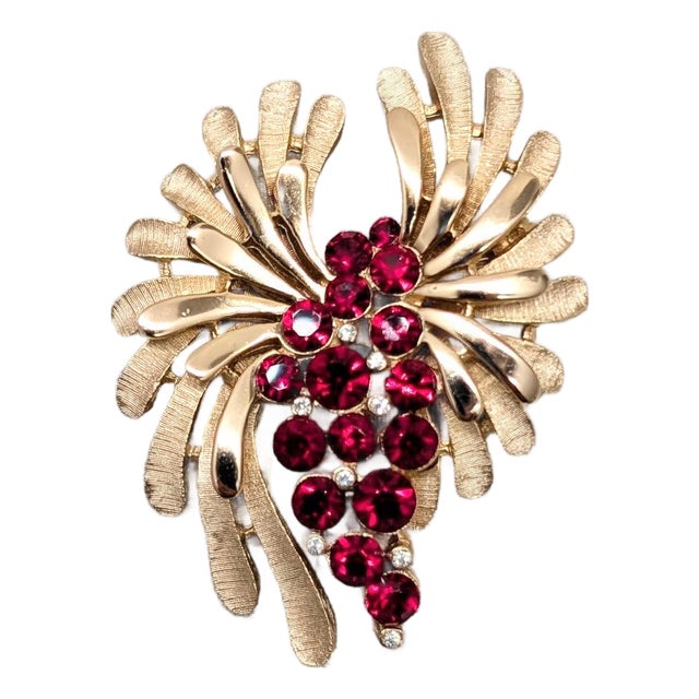 Vintage Signed Crown Trifari Goldtone Faux-Garnet Rhinestone Brooch For Sale