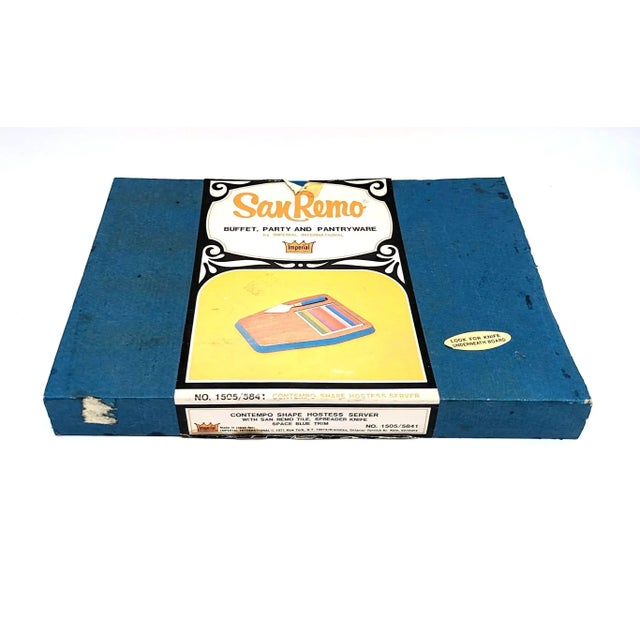 Still in its original (albeit shoddy) box, this is a circa. mid 1950s to early 1960s "Contempo Shape Hostess Server" of...