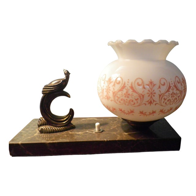 Table Lamp with Marble Base, White and Salmon Opaline Glass Shade, and Bronze-Patinated Spelter Bird Decoration, 1940s For Sale