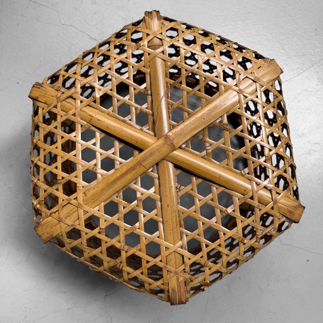 Brown Shōwa Japanese Bamboo Baskets, 1950, Set of 2 For Sale - Image 8 of 9