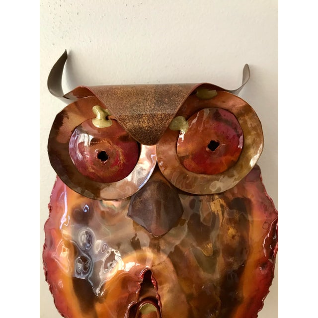 Lovers of owls and brutalist stylings will eat this one up. Hand fashioned from copper, this owl hangs neatly on any wall...