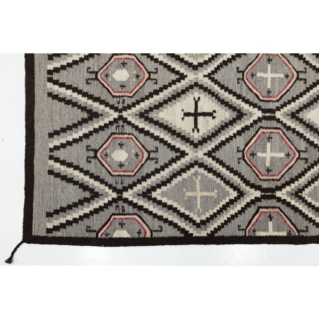 Modern Navajo Style Wool Area Rug – Geometric Diamond Lattice With Cross Motifs For Sale In New York - Image 6 of 10