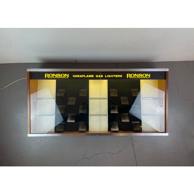 Beige Lighted Counter Glass Varaflame Display Cabinet from Ronson, UK, 1960s For Sale - Image 8 of 18