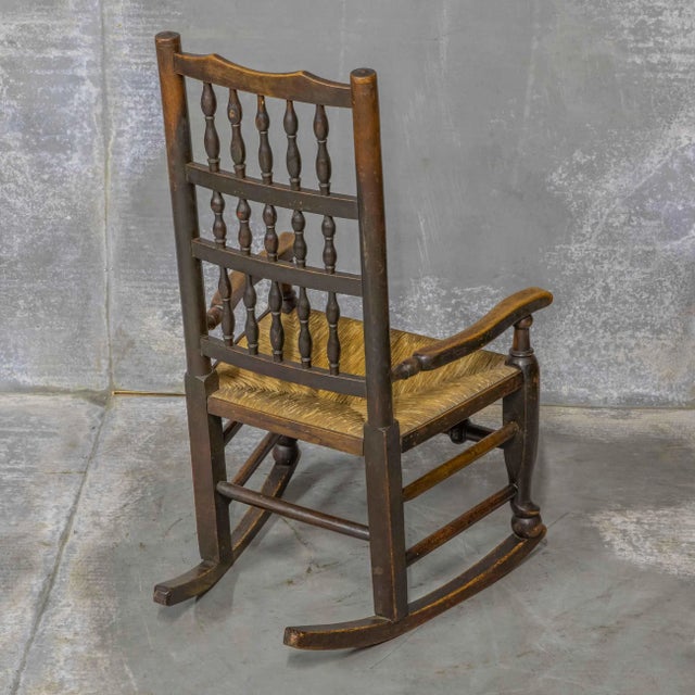 18th Century English Spindle Back Rocker For Sale - Image 6 of 10