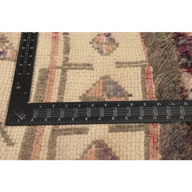 Textile Vintage Beni Ourain Moroccan Rug, 05'10 X 07'09 For Sale - Image 7 of 10