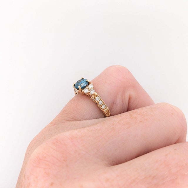 Contemporary Vintage Inspired Blue Diamond Ring: Solid 14k Yellow Gold, Round 6mm, Size 6.75 For Sale - Image 3 of 9