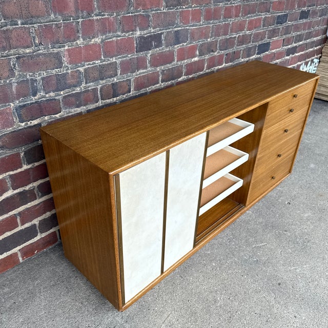 Harvey Probber Mid-Century Modern Credenza or Dresser For Sale - Image 11 of 12