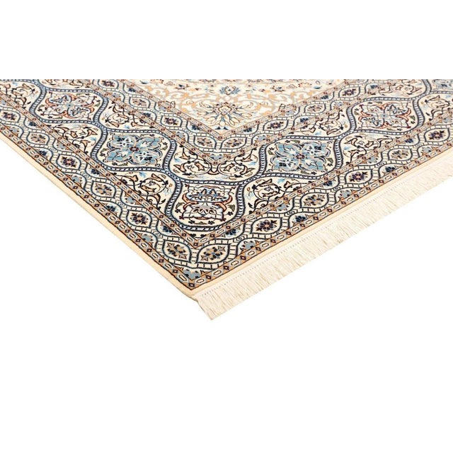 Nain Hand-Knotted Rug in Virgin Wool For Sale - Image 5 of 11