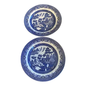2000s Churchill China Made in England Blue Willow Dinner Plates- Set of 2