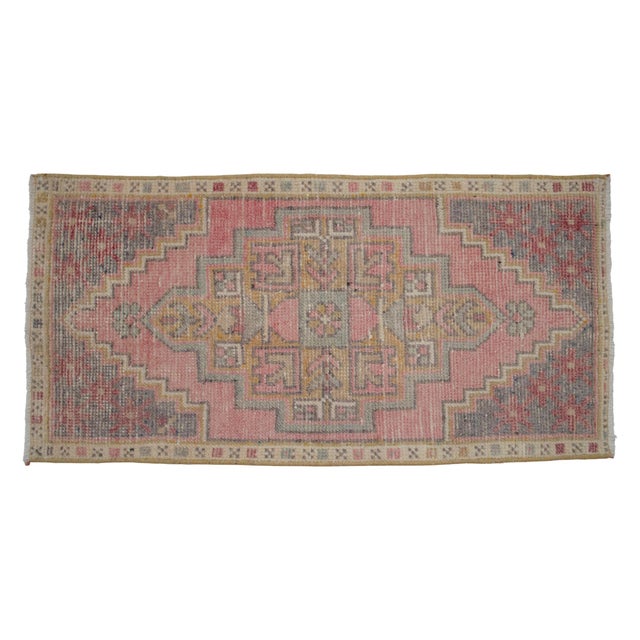 1970s Hand Knotted Door Mat, Entryway Rug, Bath Mat, Kitchen Decor, Small Rug, Turkish Rug - 1′6″ × 2′11″ For Sale - Image 5 of 10