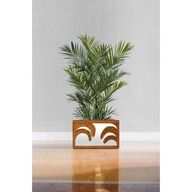 Vintage Italian Vase, 1970, in Very Good conditions. Designed 1970 to 1979 This piece has an attribution mark, I am sure...