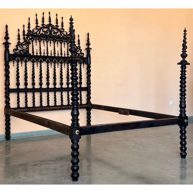 18th Century Four Poster Baroque Queen Bed, Original Lisbon Bed For Sale - Image 4 of 8