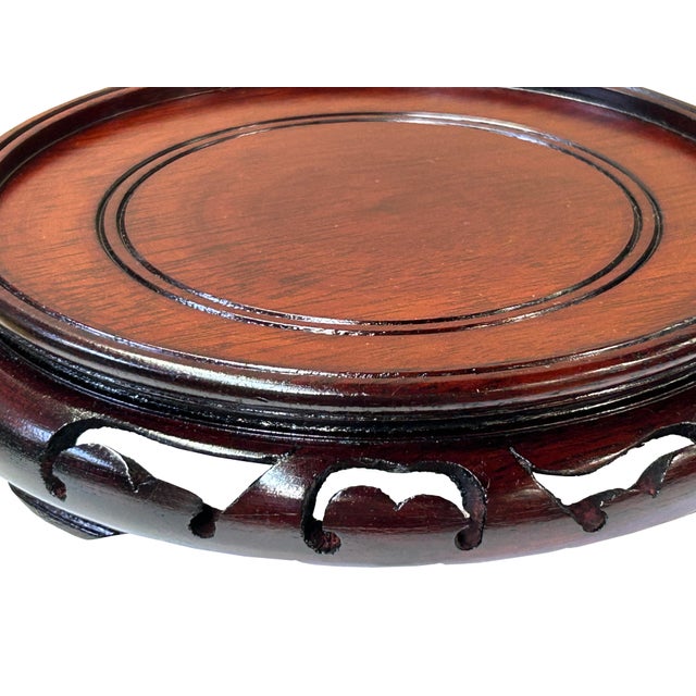 5.75" Brown Round Wave Motif Open Pattern Wood Display Stand Easel For Sale In San Francisco - Image 6 of 12