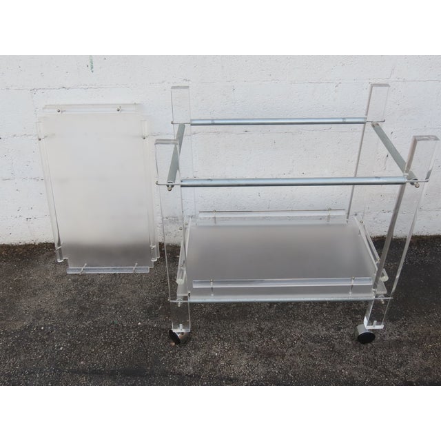Hollywood Regency Two Tiers Lucite Tea Cart Bar With Removable Trays 6318 For Sale - Image 11 of 18